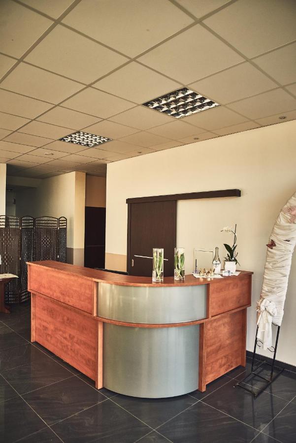 Hotel Ab Tychy Kültér fotó